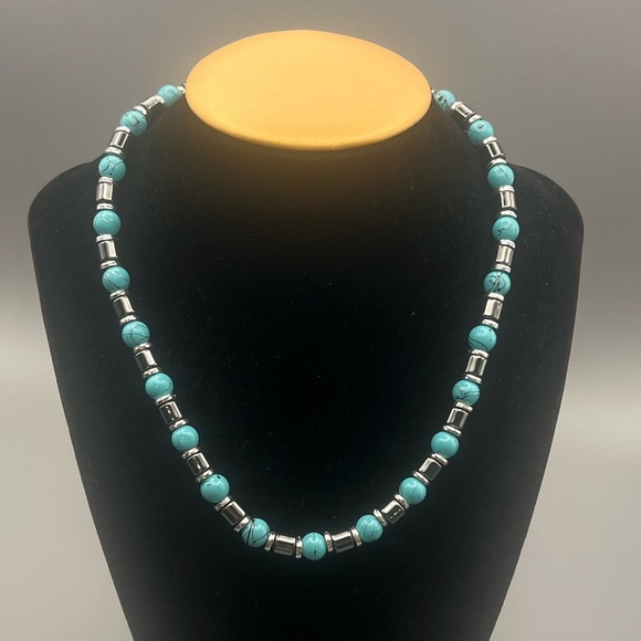 Jewelry - Blue and hematite Southwestern choker